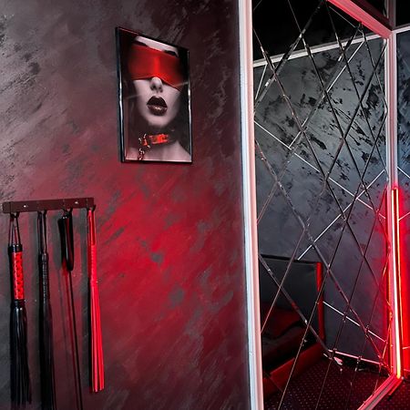 Adult Only Fantasy Room Bucharest Exterior photo
