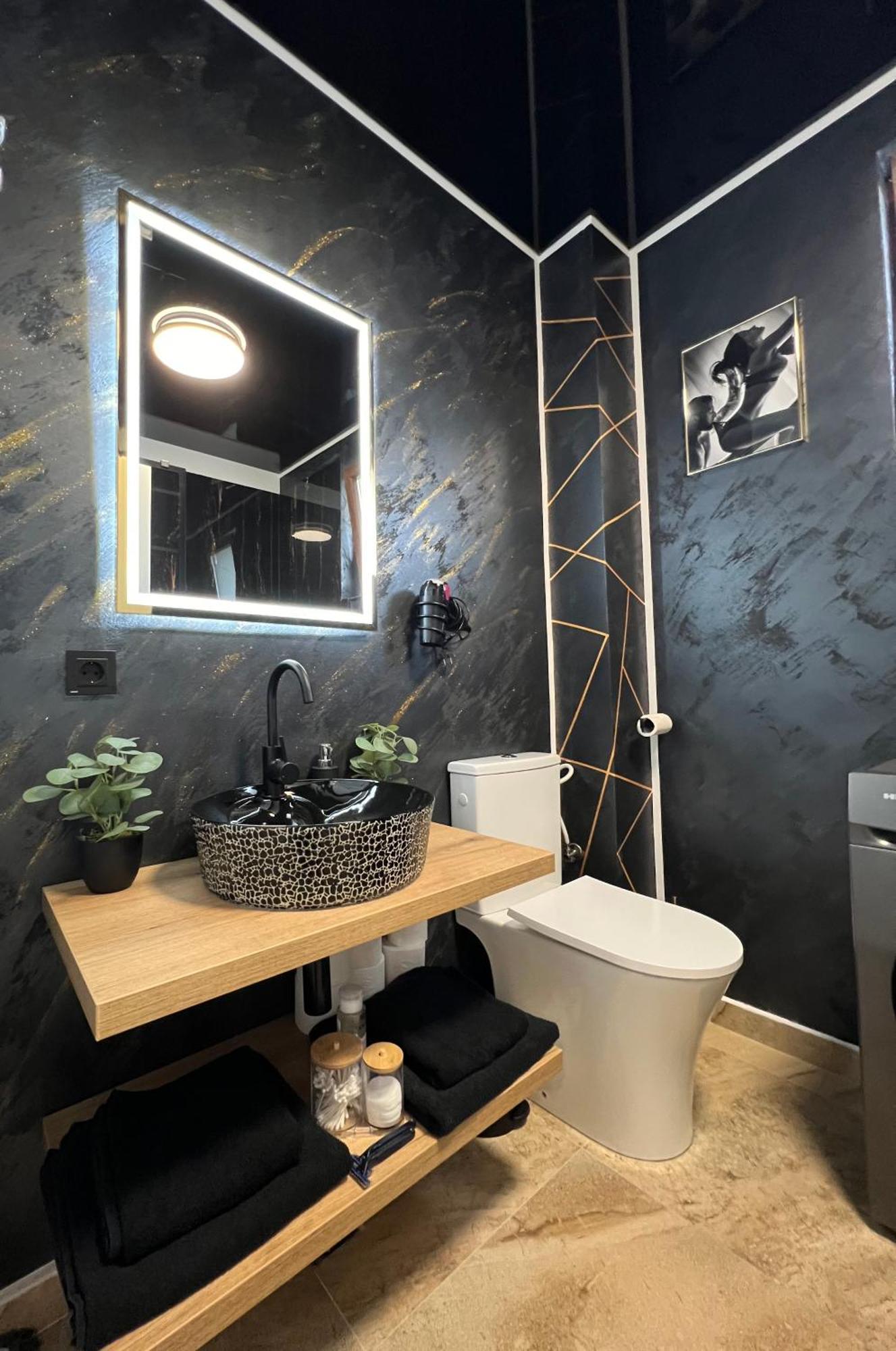 Adult Only Fantasy Room Bucharest Exterior photo