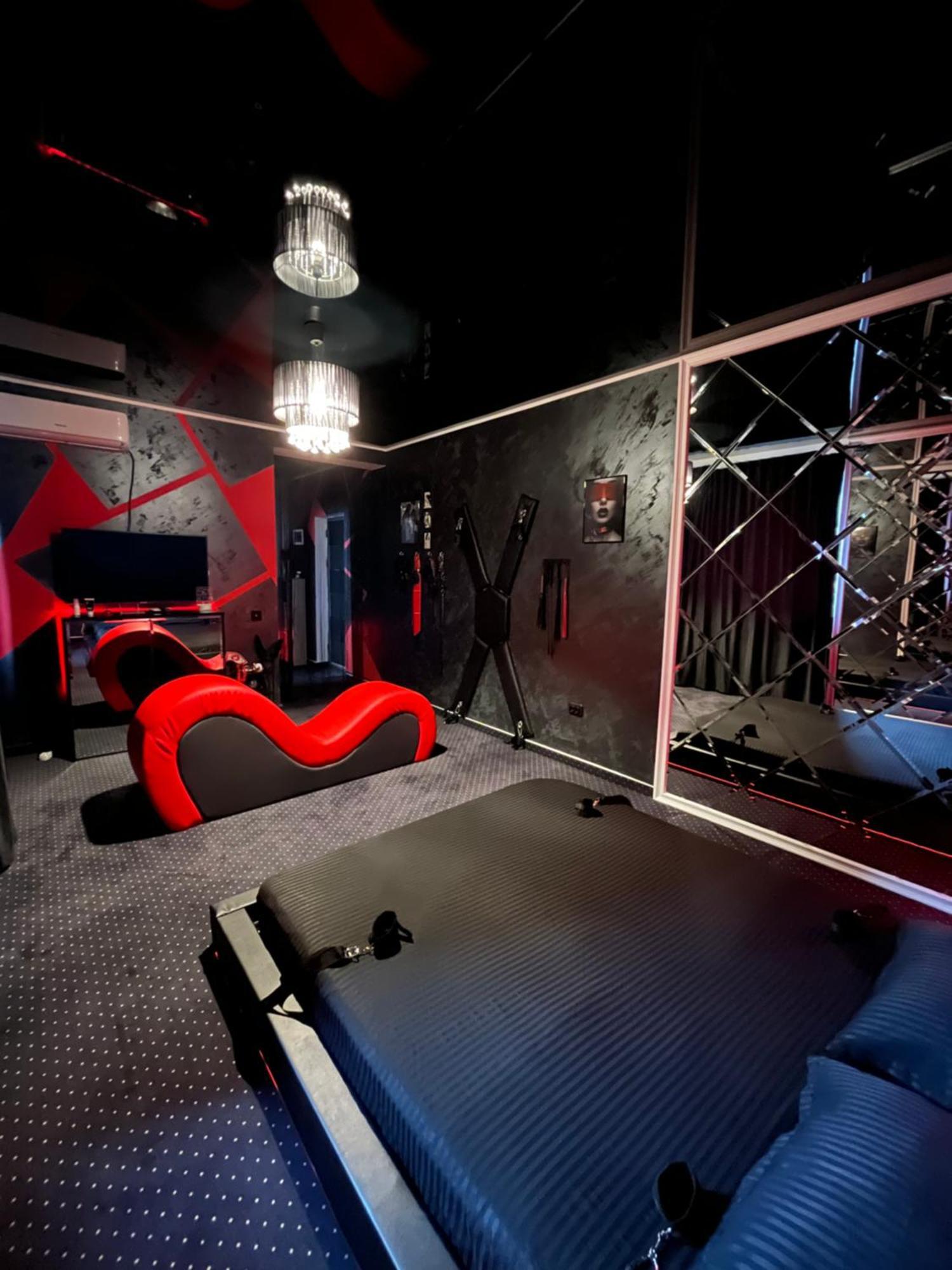 Adult Only Fantasy Room Bucharest Exterior photo